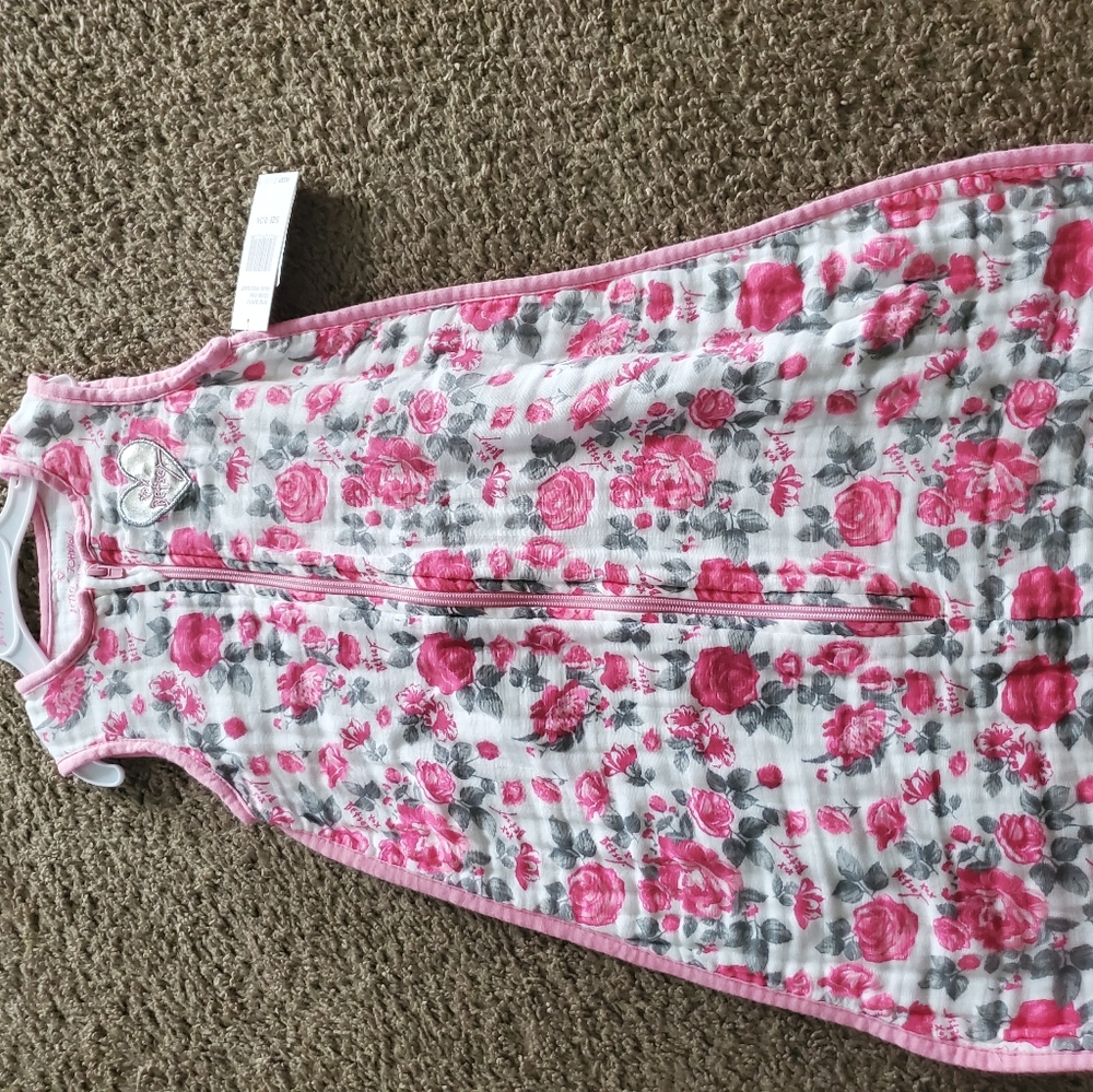 Betsy johnson baby gown